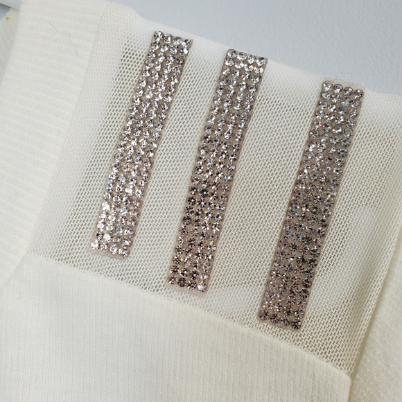 NWT White Magnolia Retrology Sweater - Picture 2 of 4